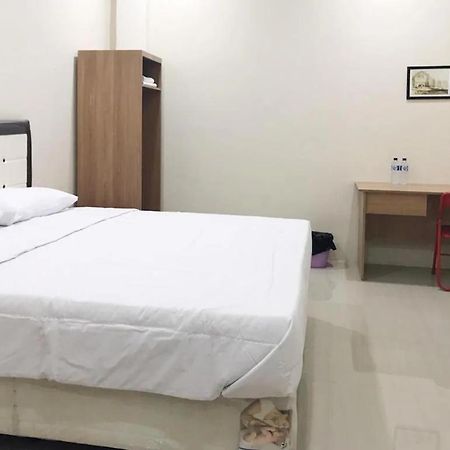 The Galton Hotel Baubau Екстер'єр фото